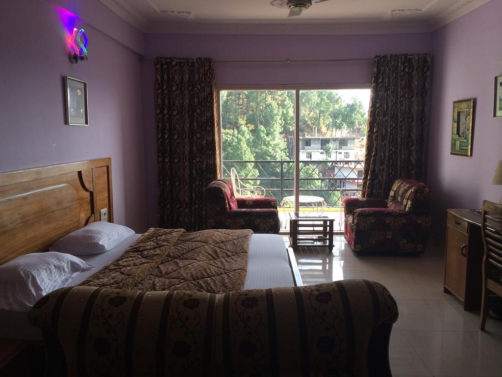 Hotel Shivalik Kasauli Phòng bức ảnh